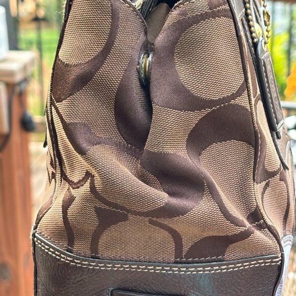 Coach Brown Hamton Signature Shoulder Bag # 11072 - Picture 4 of 14